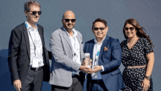 InsuranceMarket.ae shines brightly with Cigna Insurance's ‘Rising Star of the Year' award